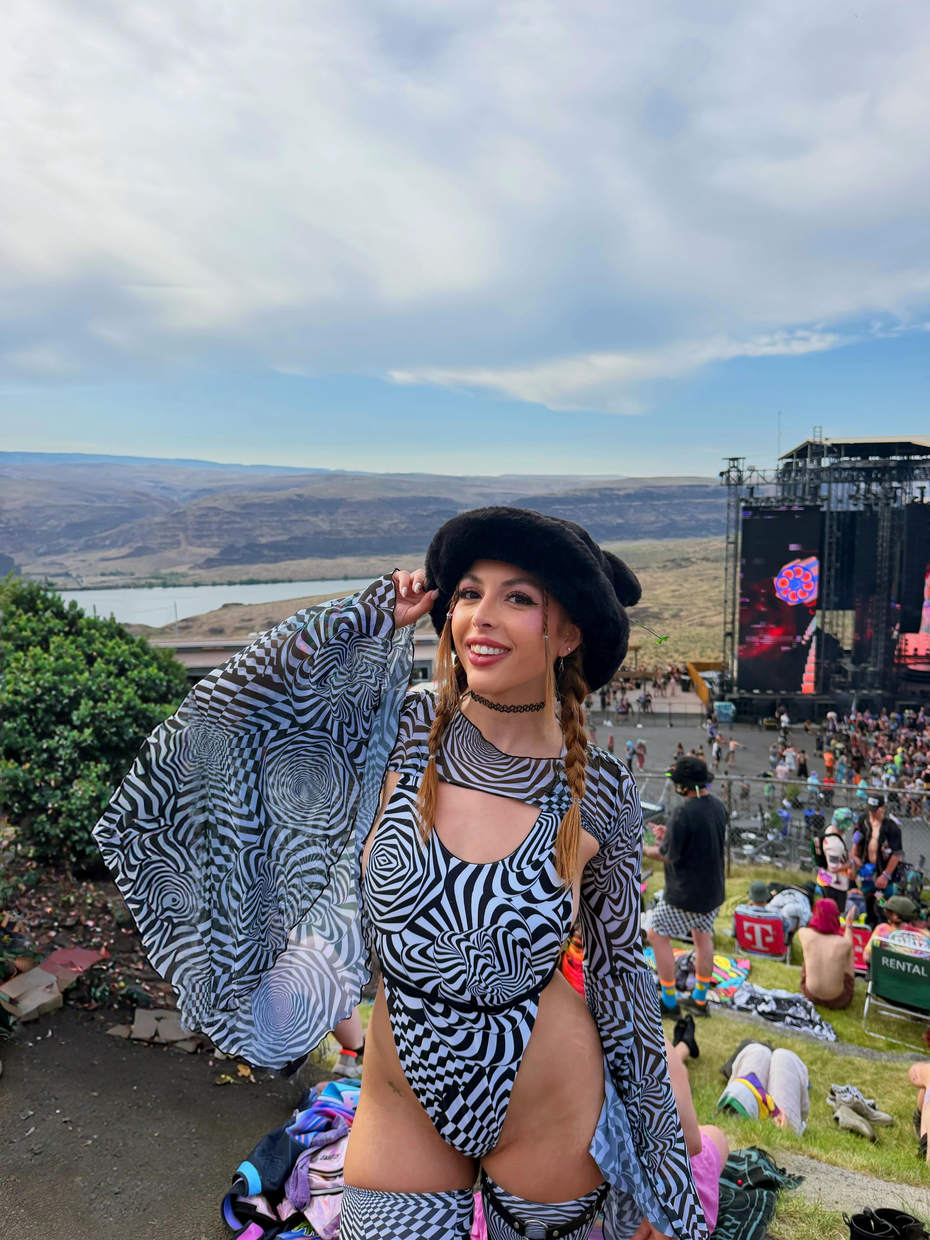 @_mundanity wearing Freedom Rave Wear